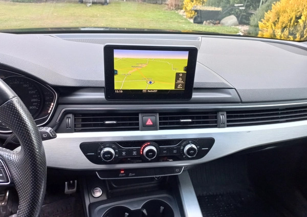 Audi A4 cena 66900 przebieg: 142000, rok produkcji 2016 z Tczew małe 232
